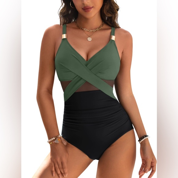 NWT Blooming Jelly Large Swimsuit - Picture 1 of 7